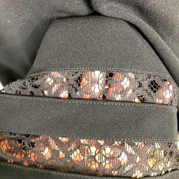 Gorgeous Sleeveless Tommy Hilfiger Dress - Picture 8 of 10